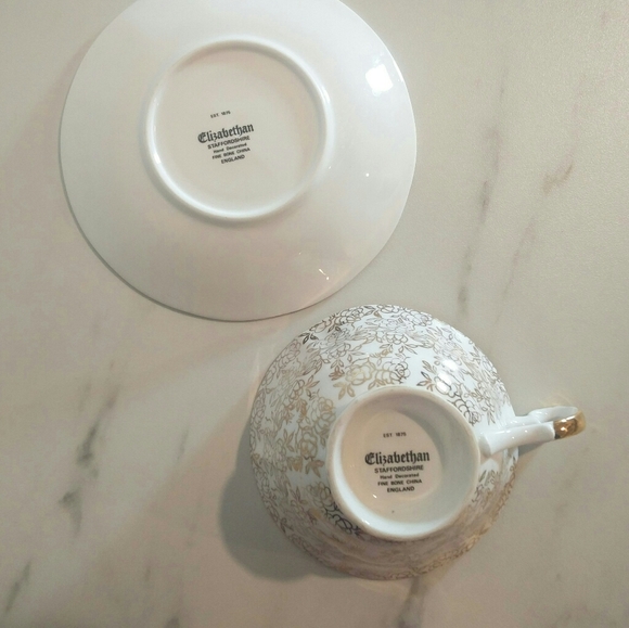 Staffordshire England Elizabethan Fine Bone China Hand Decorated Tea Cup Saucer - Picture 6 of 7